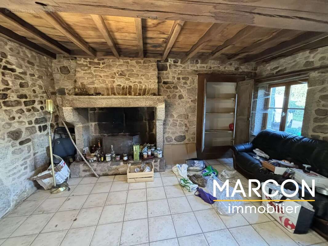 Maison à CHAMPAGNAT