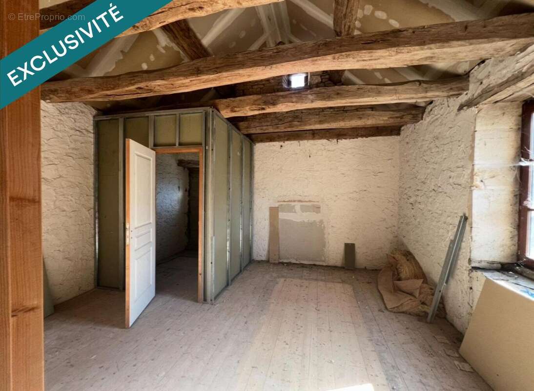 Maison 50 m² à Vars  - photo 4