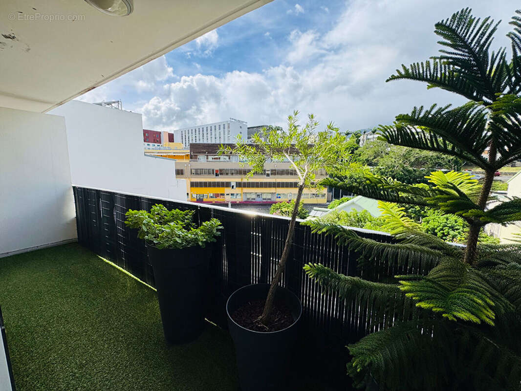 Appartement à SAINT-DENIS