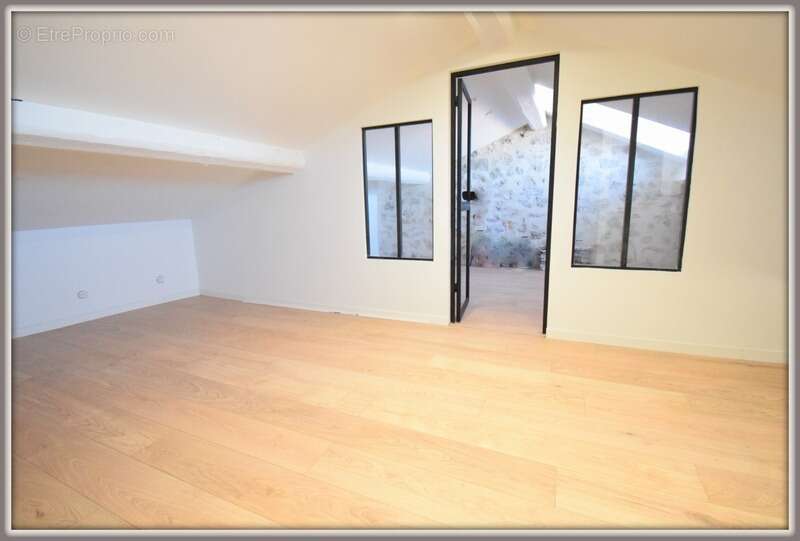 Appartement à vendre 2 pièces dernier étage - photo 3