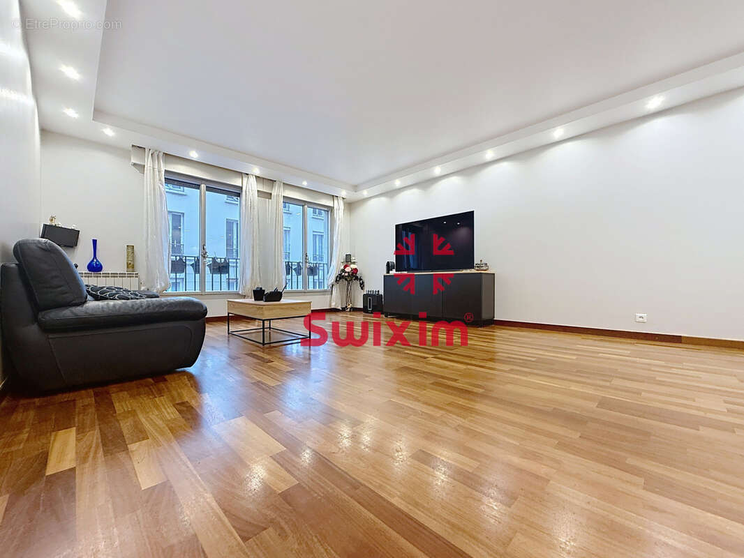 Appartement à PARIS-20E