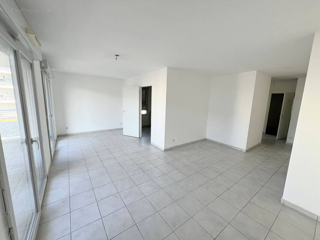 Appartement à VAULX-EN-VELIN