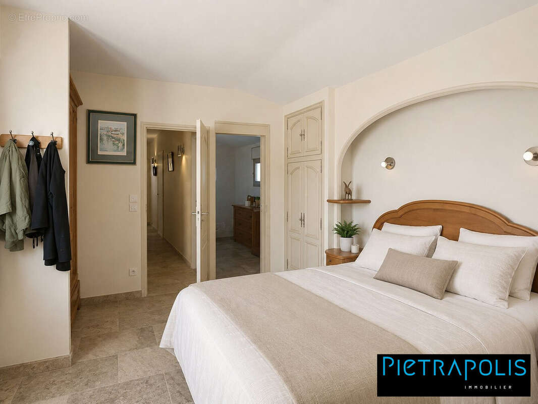 Maison 245 m² à Villefranche-Sur-Saone  - photo 8