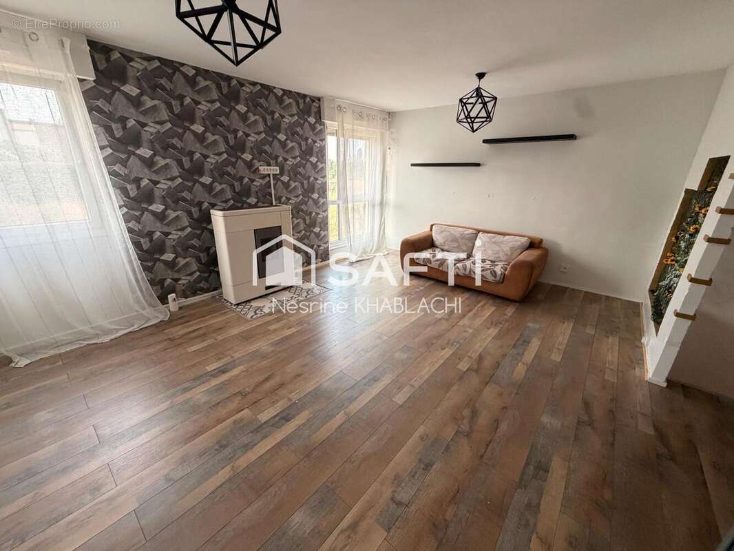 Maison 105 m² à Mont-Saint-Martin  - photo 2
