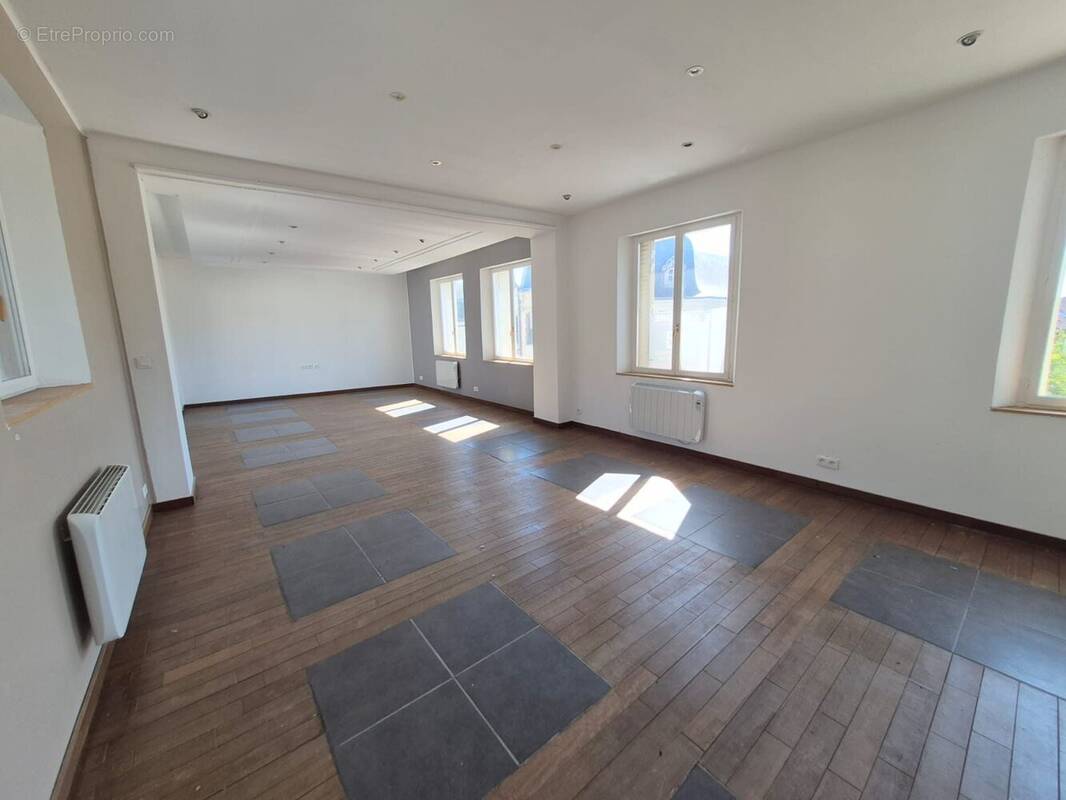 Appartement à CHAUNY