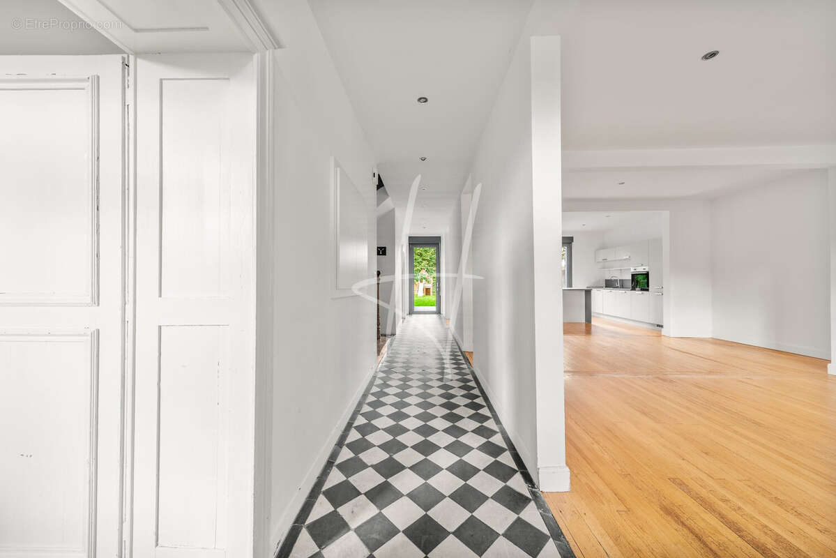 Maison à LE BAN-SAINT-MARTIN