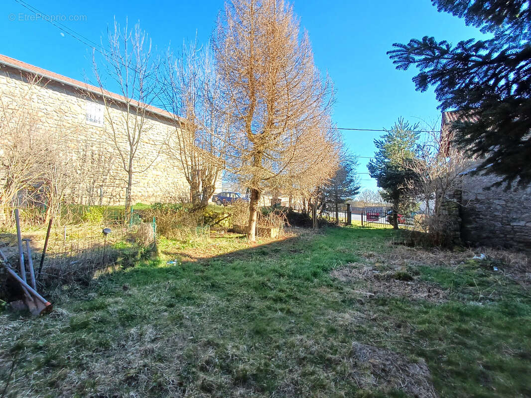 Maison à CHOMELIX