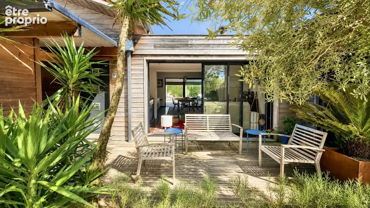 À 2 km de Dax, villa d'architecte T6 de plain-pied avec piscine et 5 chambres. - photo 23