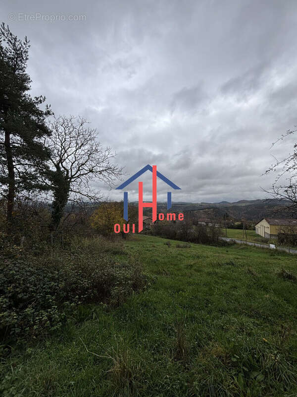 Terrain à RETOURNAC