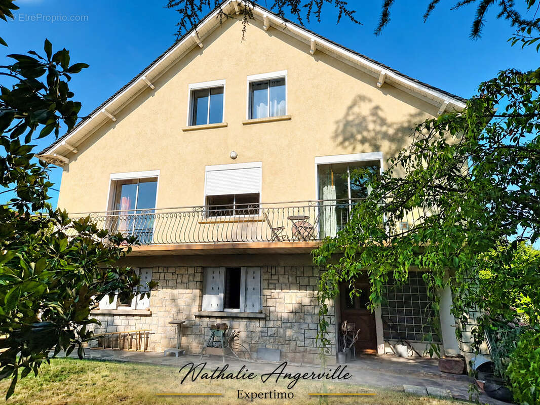 La Primaube   Maison 205 m2, potentiel 3 logements, terrain 1 817 m2 - photo 12