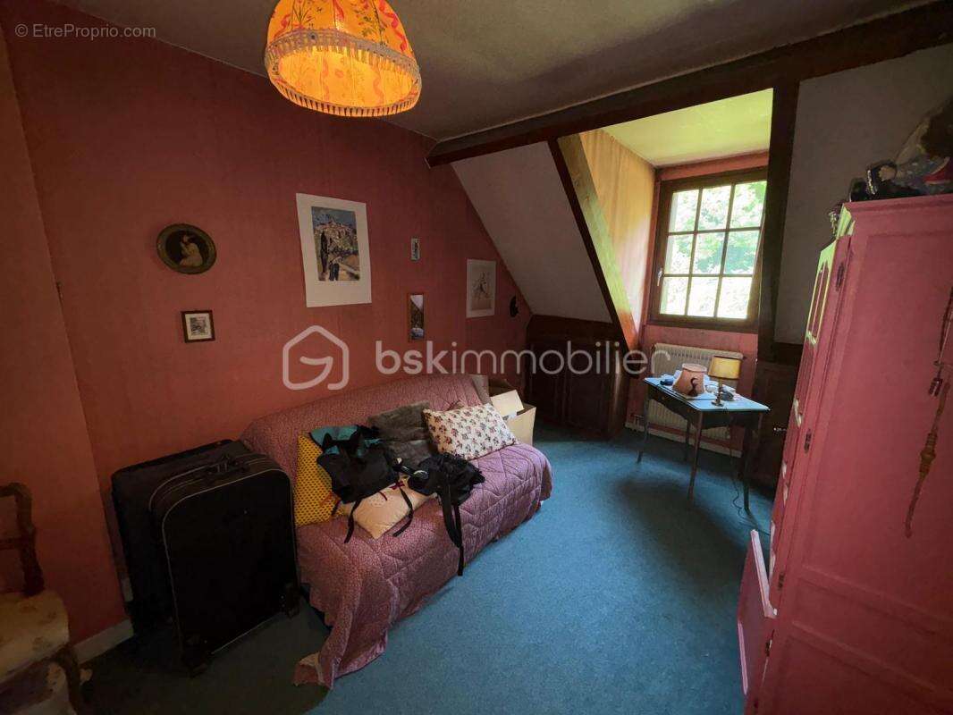 Maison à AVILLY-SAINT-LEONARD