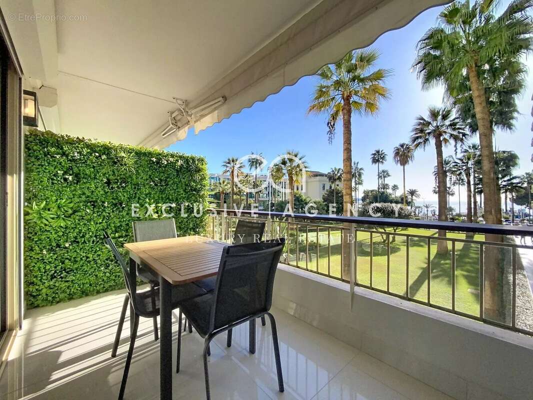 Appartement à CANNES