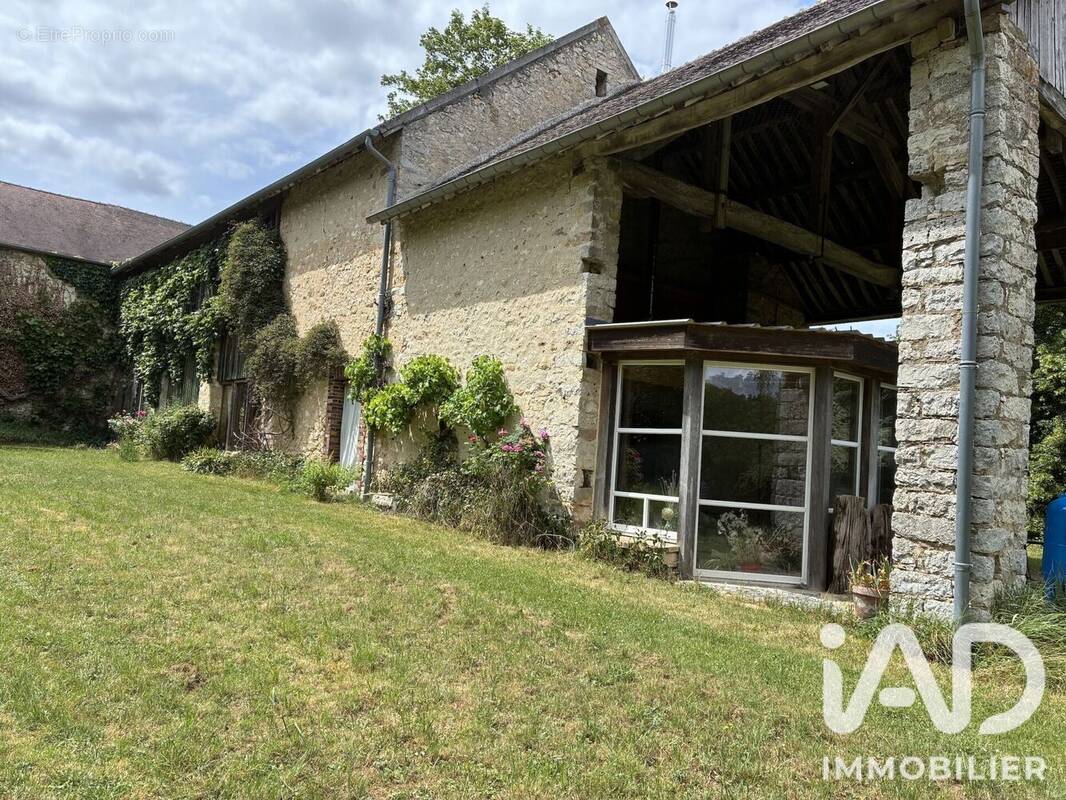 Photo 1 - Maison à VILLEMER