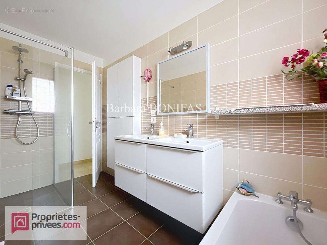 Maison à SAINT-SULPICE