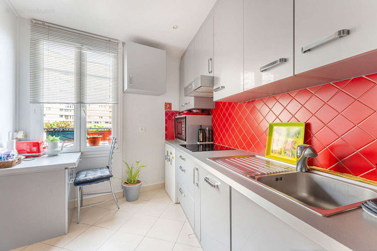 Appartement à PARIS-15E