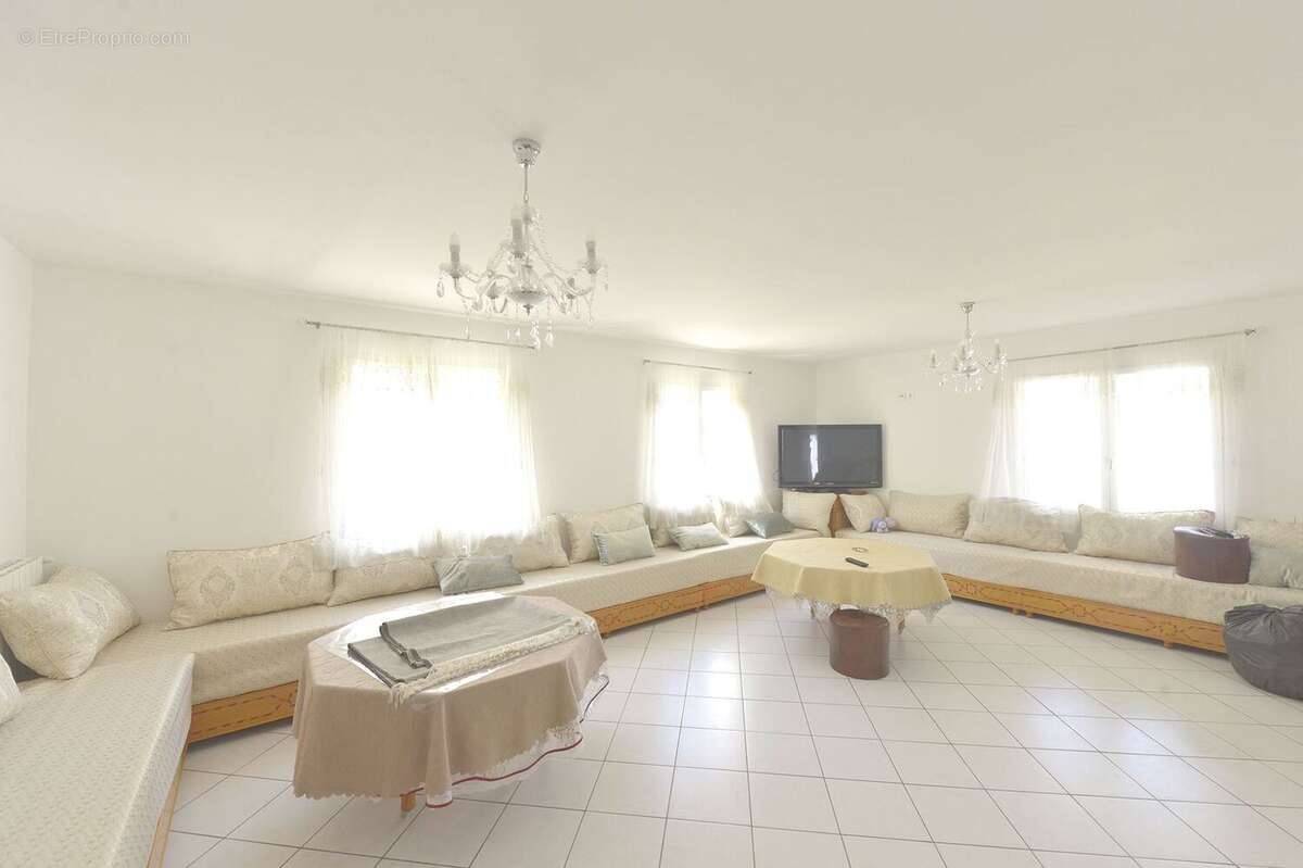 Maison 142 m² à Royan  - photo 2
