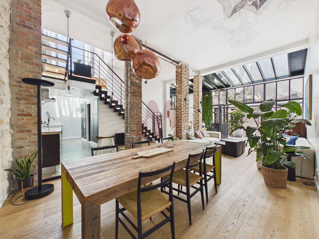 Appartement à PARIS-20E