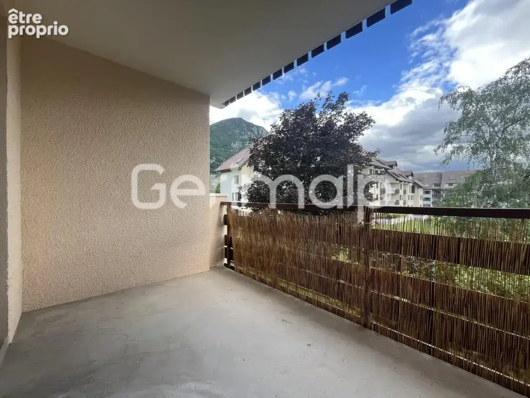 Vente - Appartement - 2 pièces + cuisine - 50,52 m² - 330 000 € - photo 6