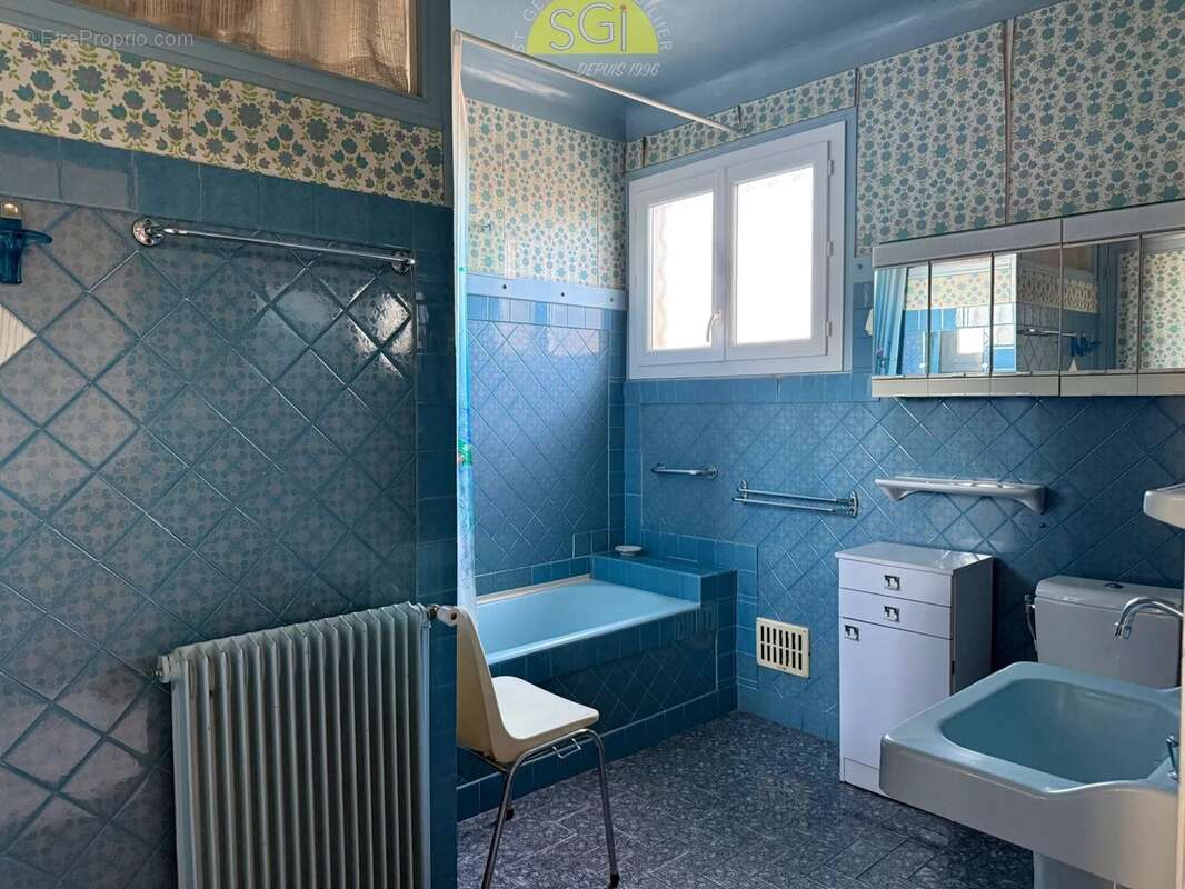 Maison à SAINT-GENIS-DES-FONTAINES