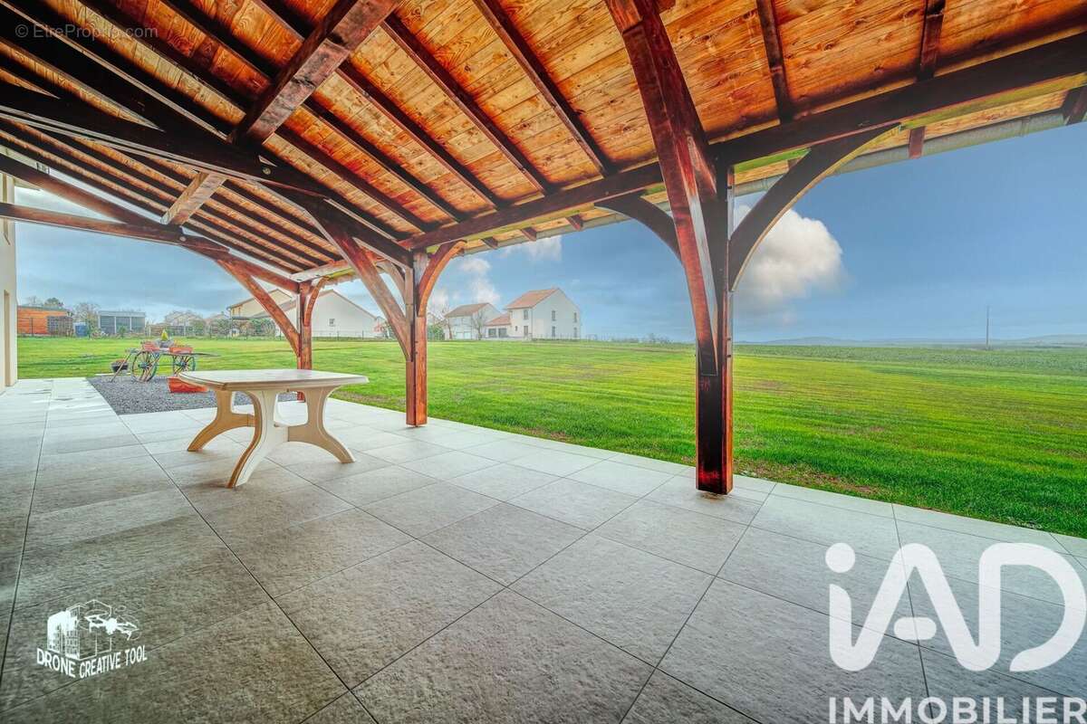 Photo 4 - Maison à LOUVIGNY