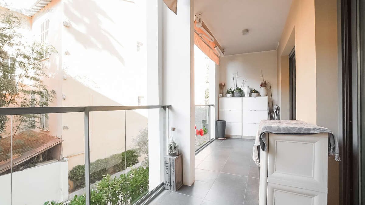Appartement à MENTON
