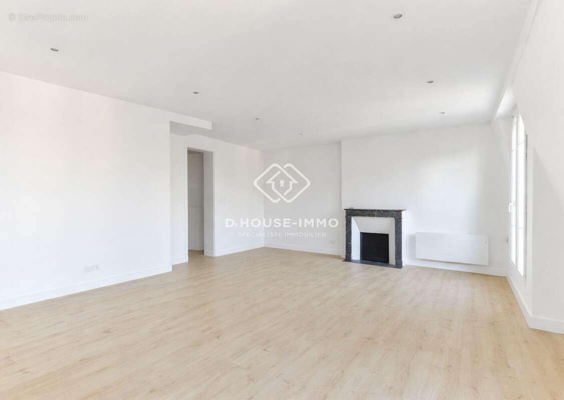 Appartement à PARIS-10E