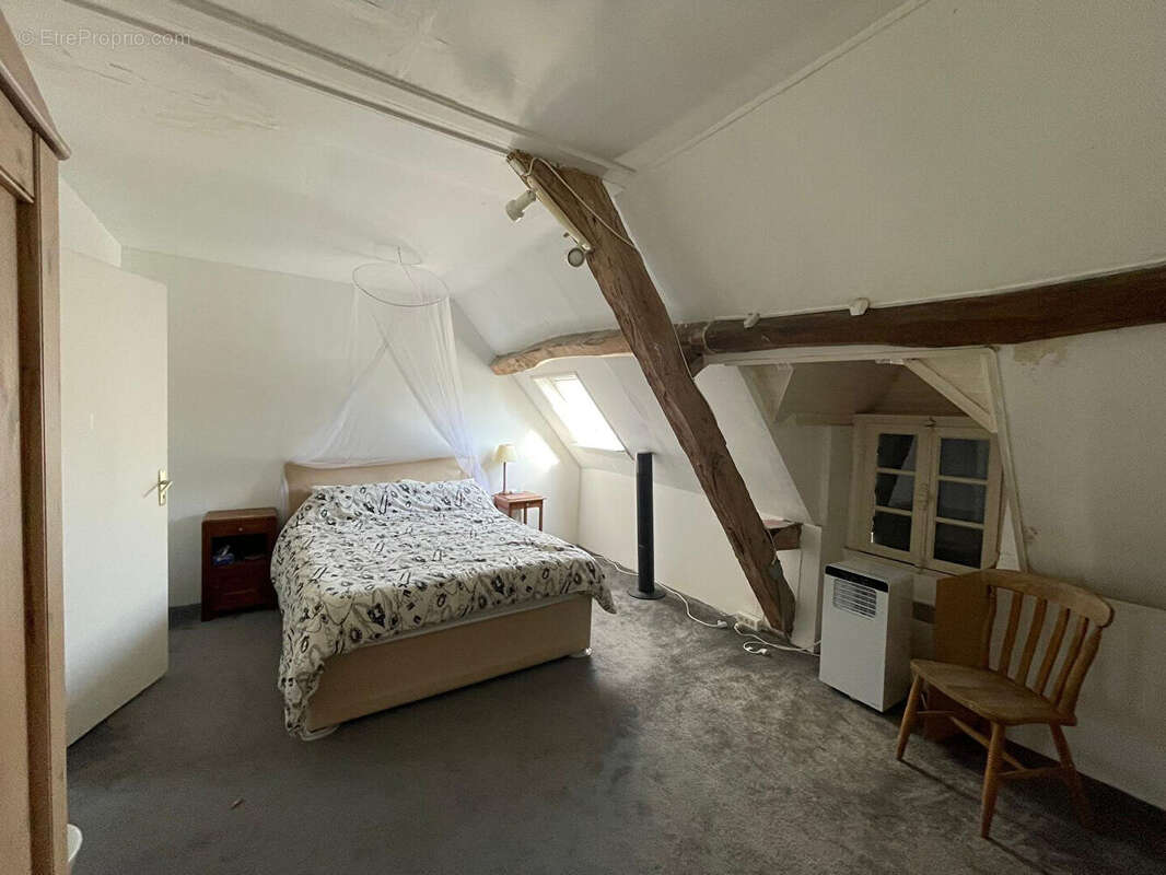 Maison 99 m² à Chaumussay  - photo 8