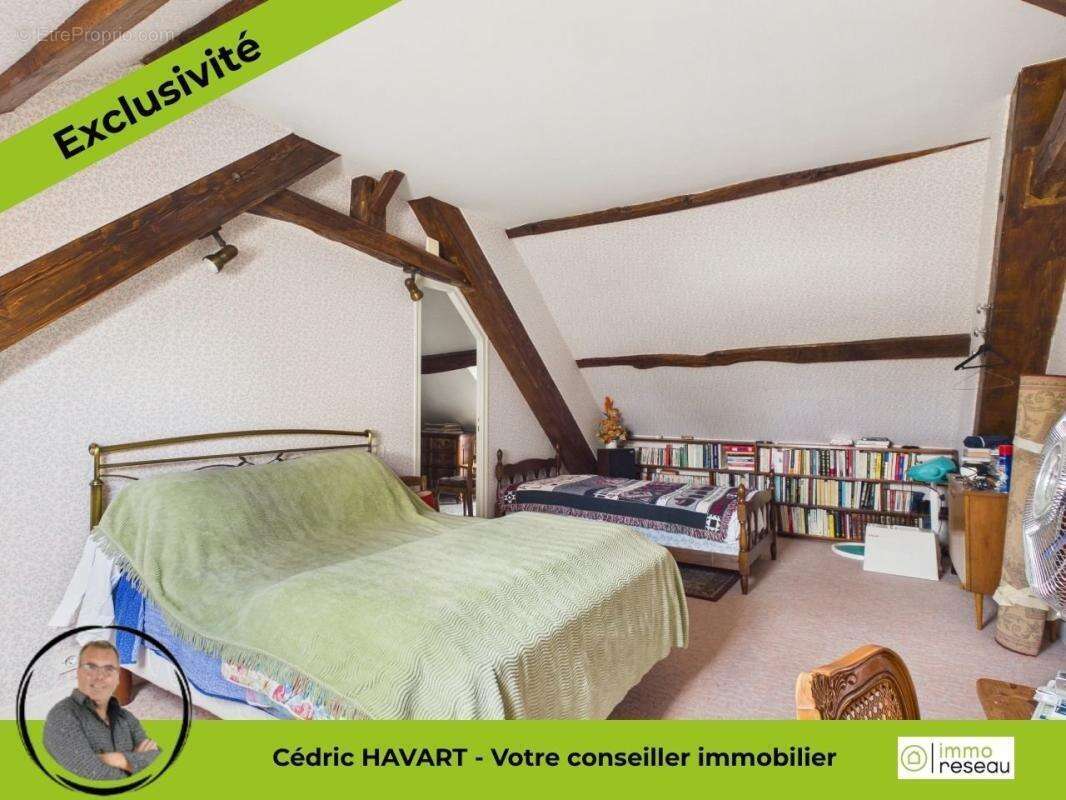 Maison 111 m² à Saint-Gaultier  - photo 14