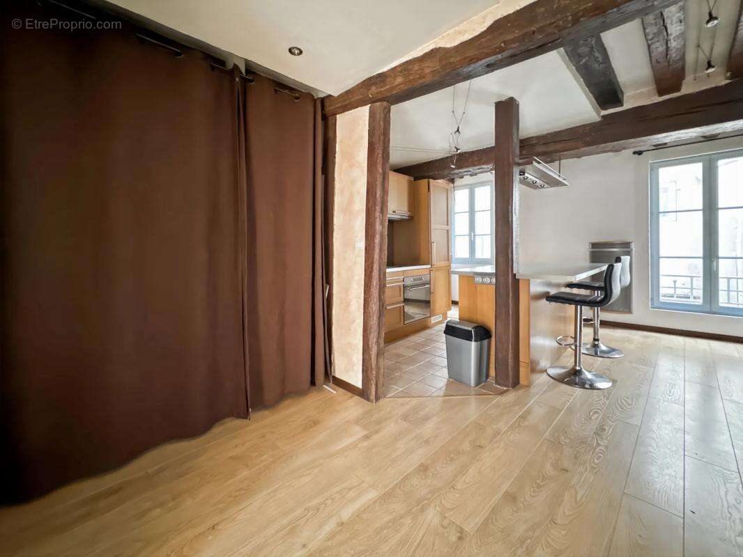 Appartement à MELUN