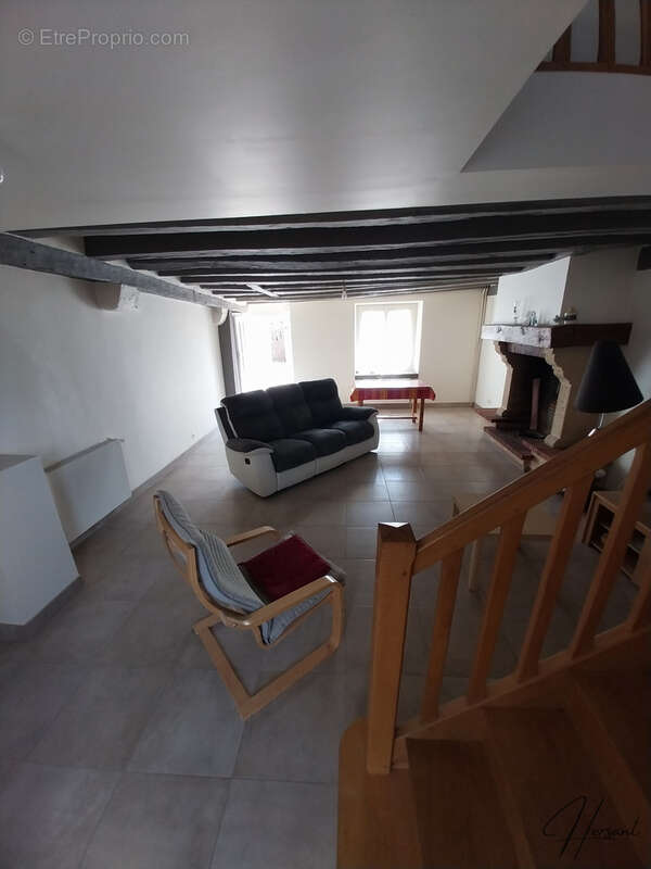 Maison 110 m² à Baule  - photo 5