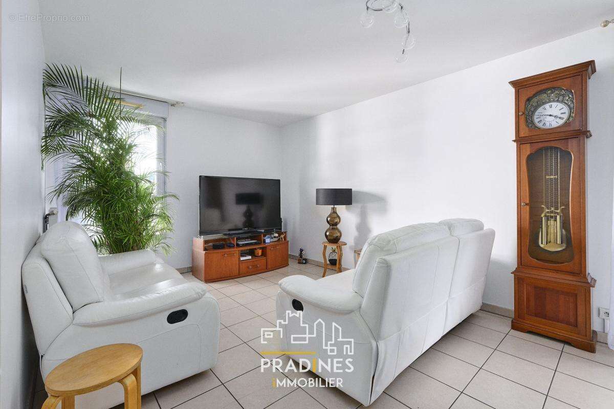 Appartement à GIVORS
