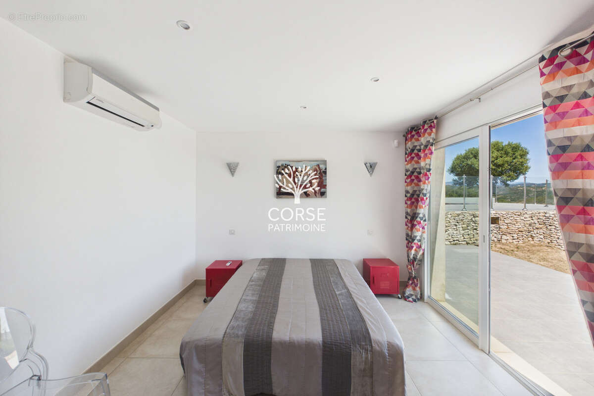 A Bonifacio, villa avec vue mer - photo 18
