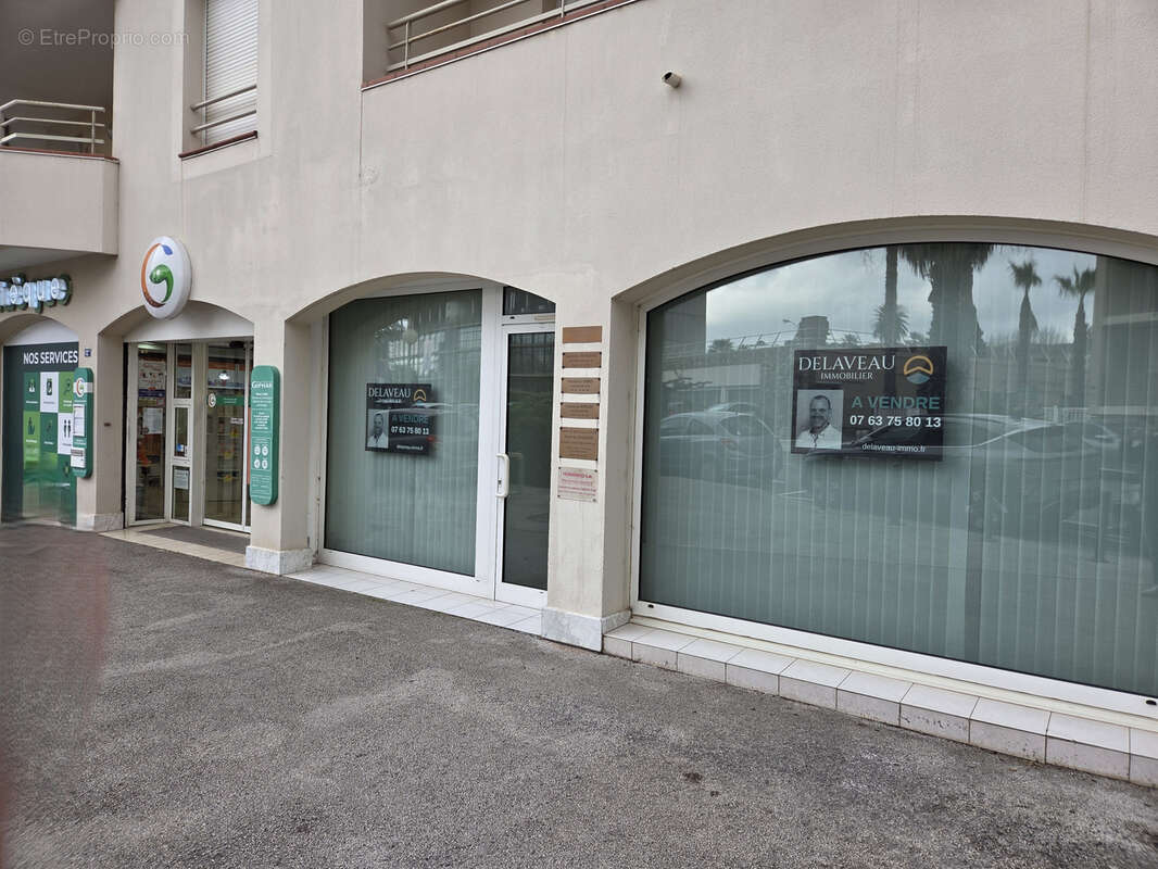 Commerce à HYERES