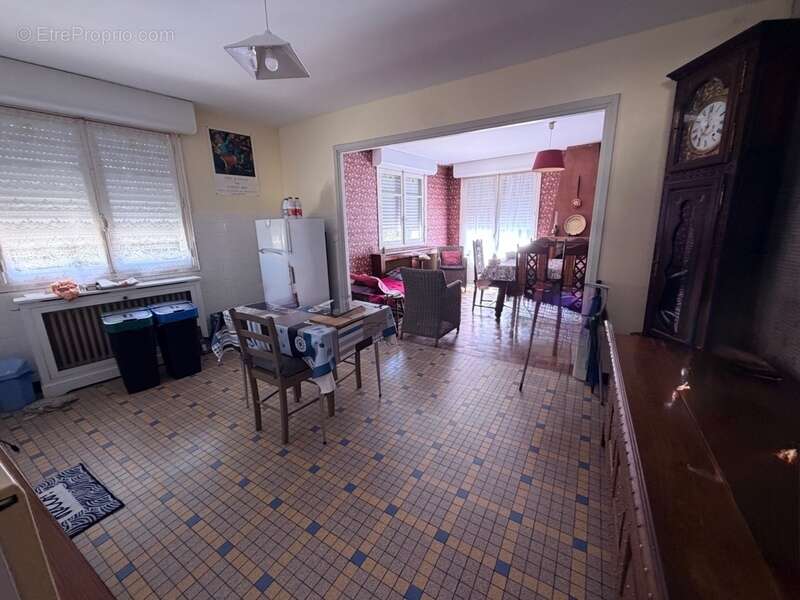 Immeuble à vendre  (56) - photo 3