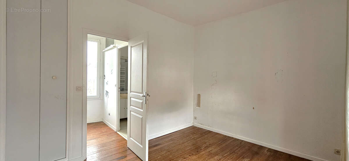 Maison à PORT-EN-BESSIN-HUPPAIN