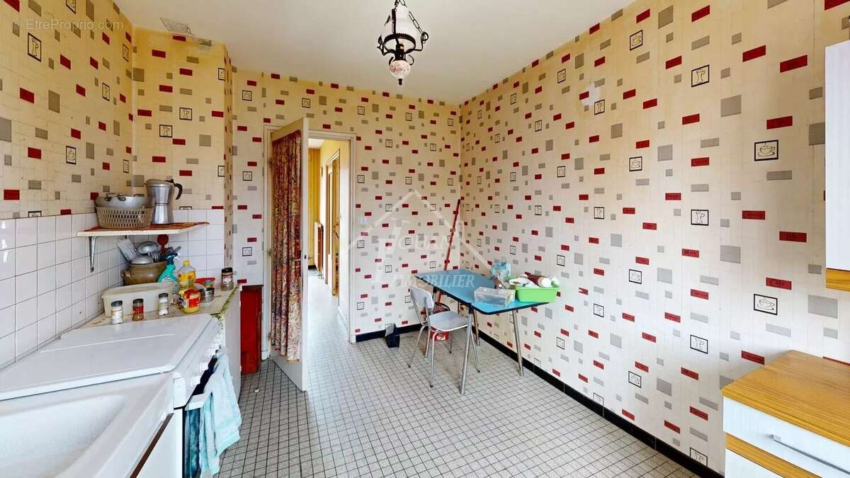 Maison à DOMPIERRE-SUR-BESBRE