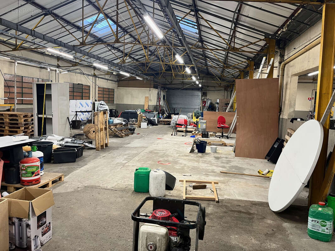 Commerce à ROCHE-LA-MOLIERE