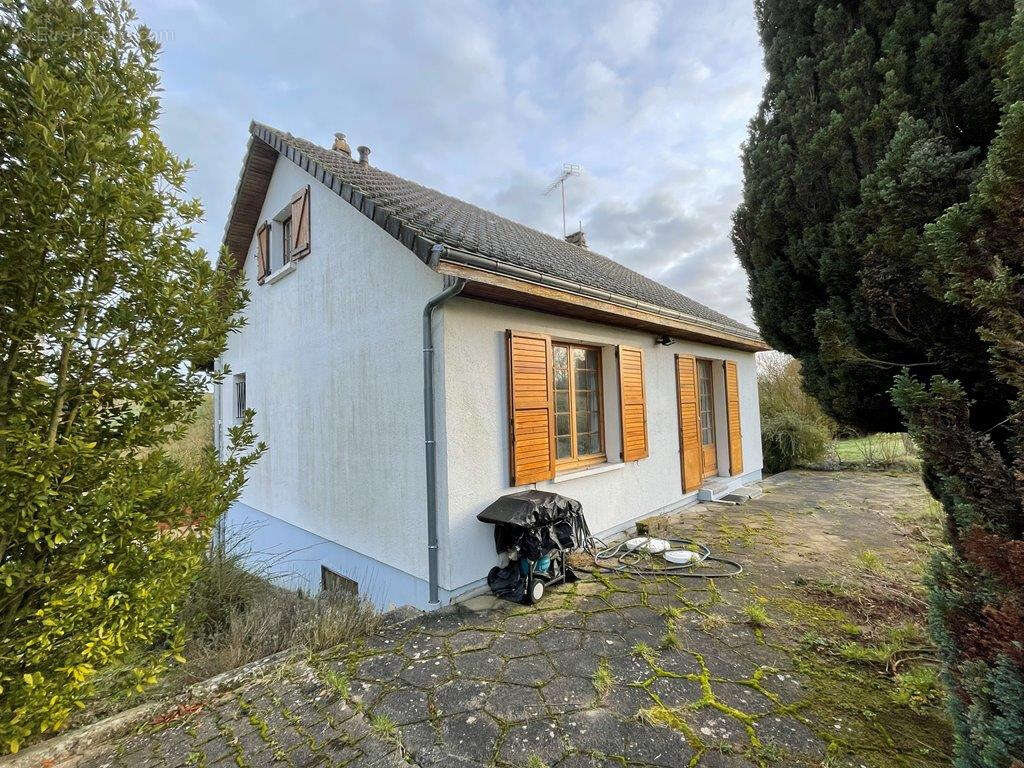 Maison à AUTHON-DU-PERCHE