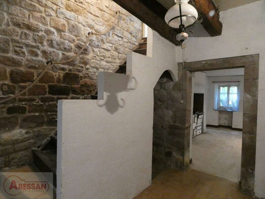 Maison à SALLES
