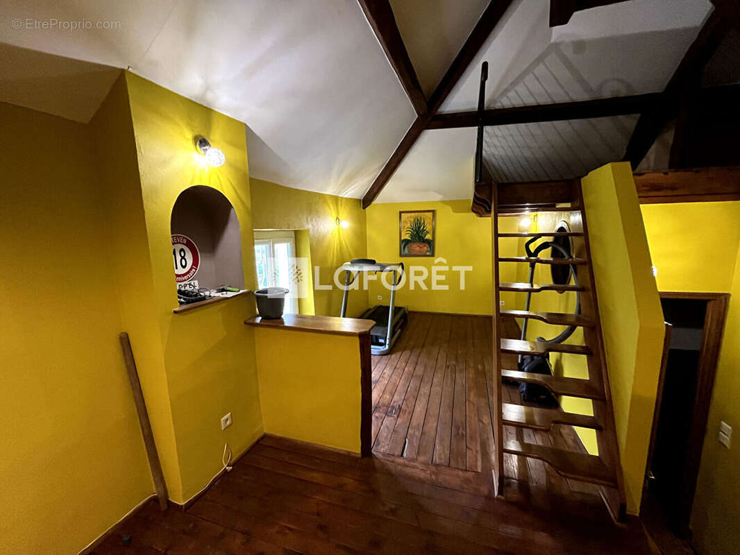 Maison à HARDRICOURT