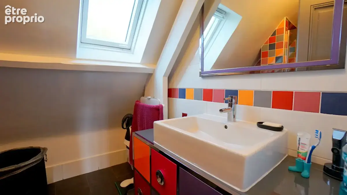 Maison aux belles prestations - 4 chambres - Juziers - 6 pièces - photo 17