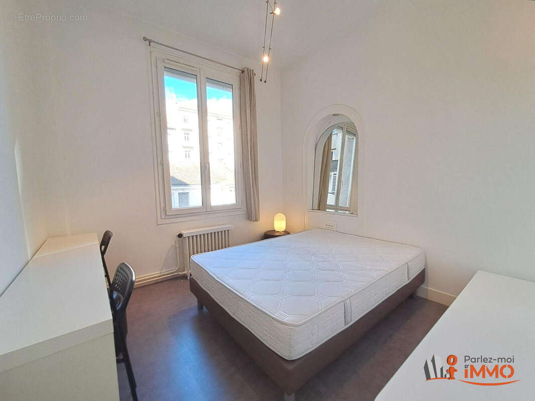 Appartement 120 m² à Saint-Etienne  - photo 9