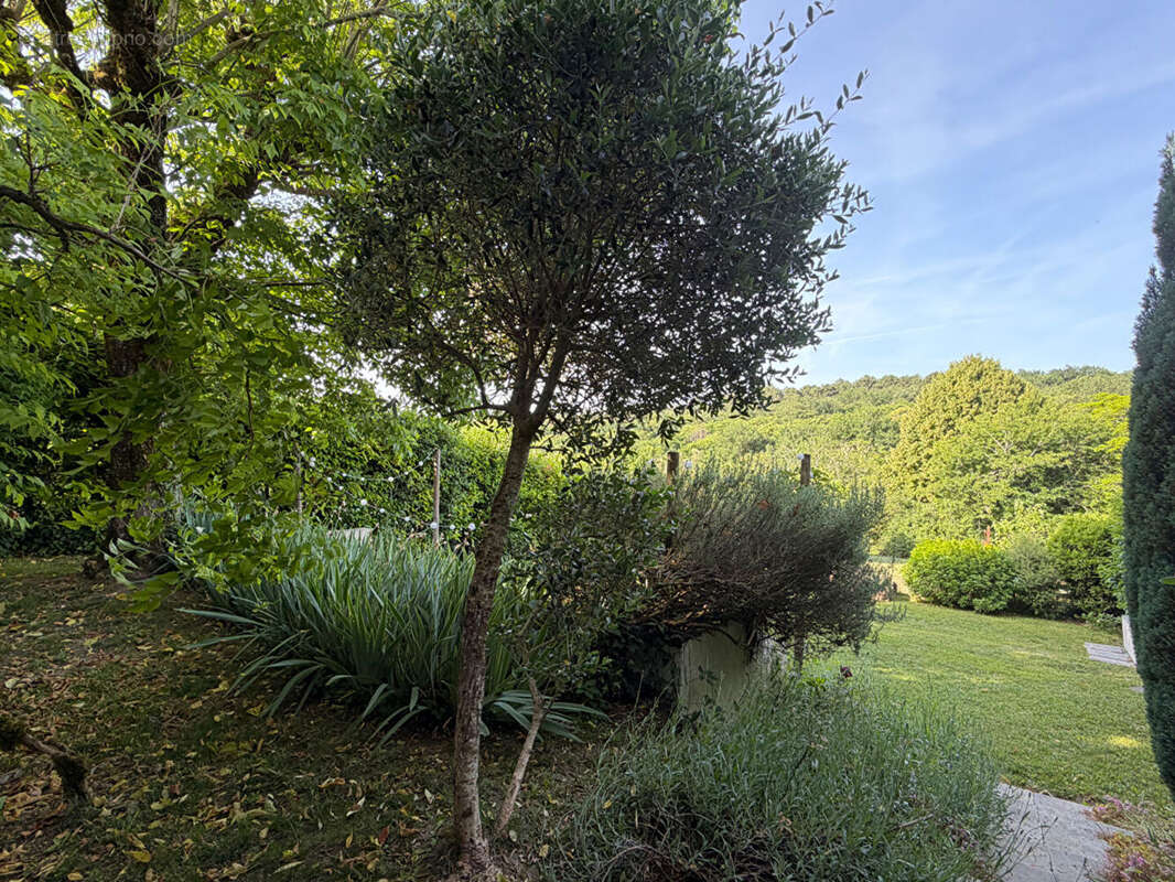 Maison à COULOUNIEIX-CHAMIERS
