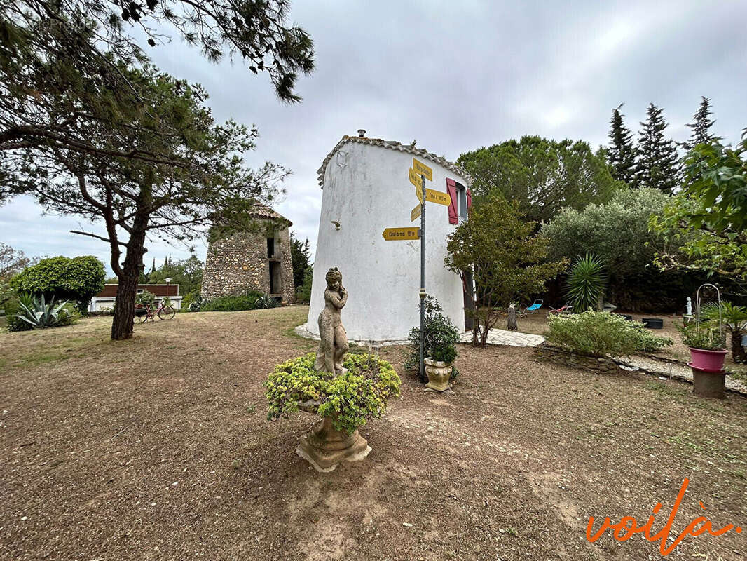 Commerce à CARCASSONNE