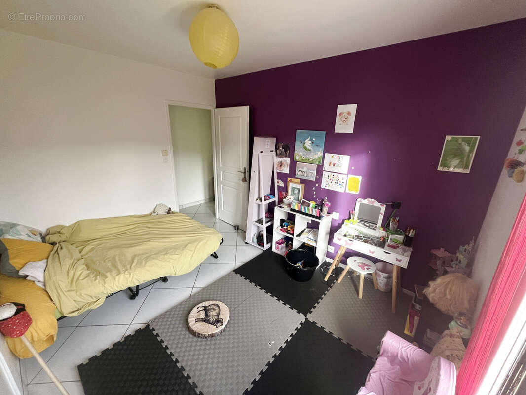 Maison à SAINT-FELIX-DE-RIEUTORD