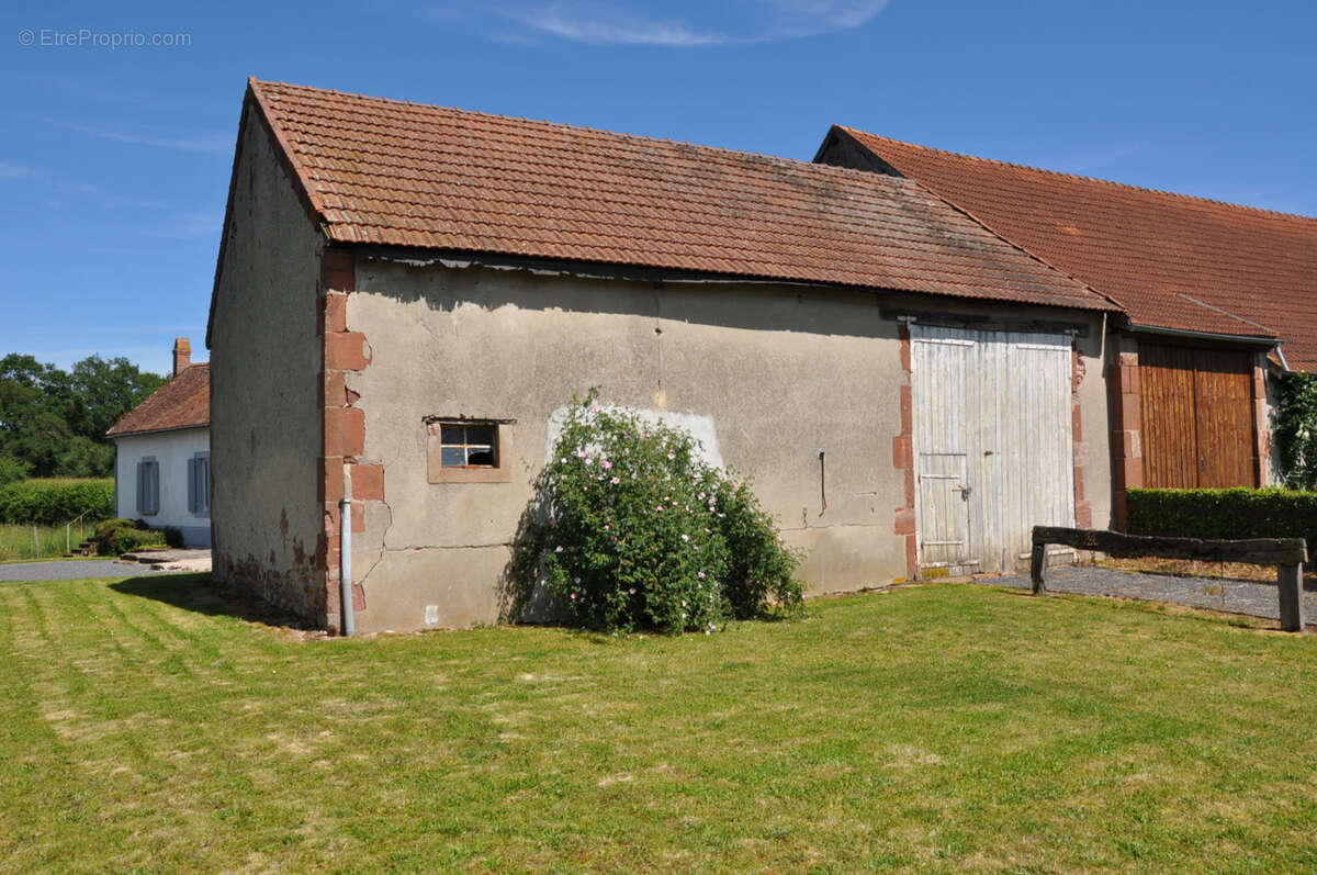 Maison à LIERNOLLES