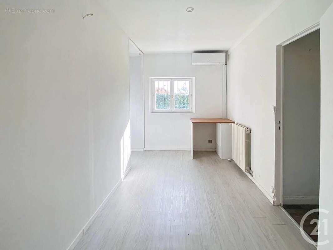 Appartement à VALBONNE