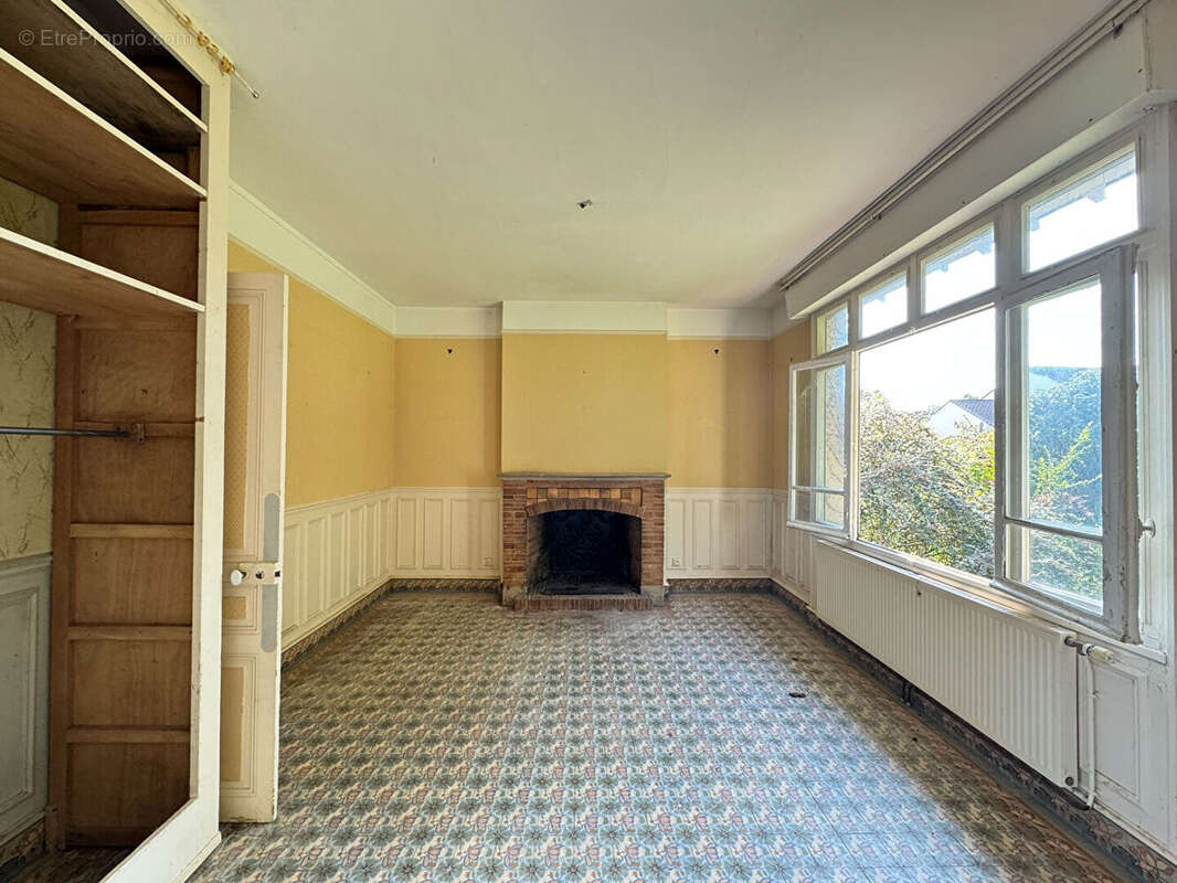 Maison à rénover sur parcelle boisée 1200 m² - Vieux Bezannes - photo 6