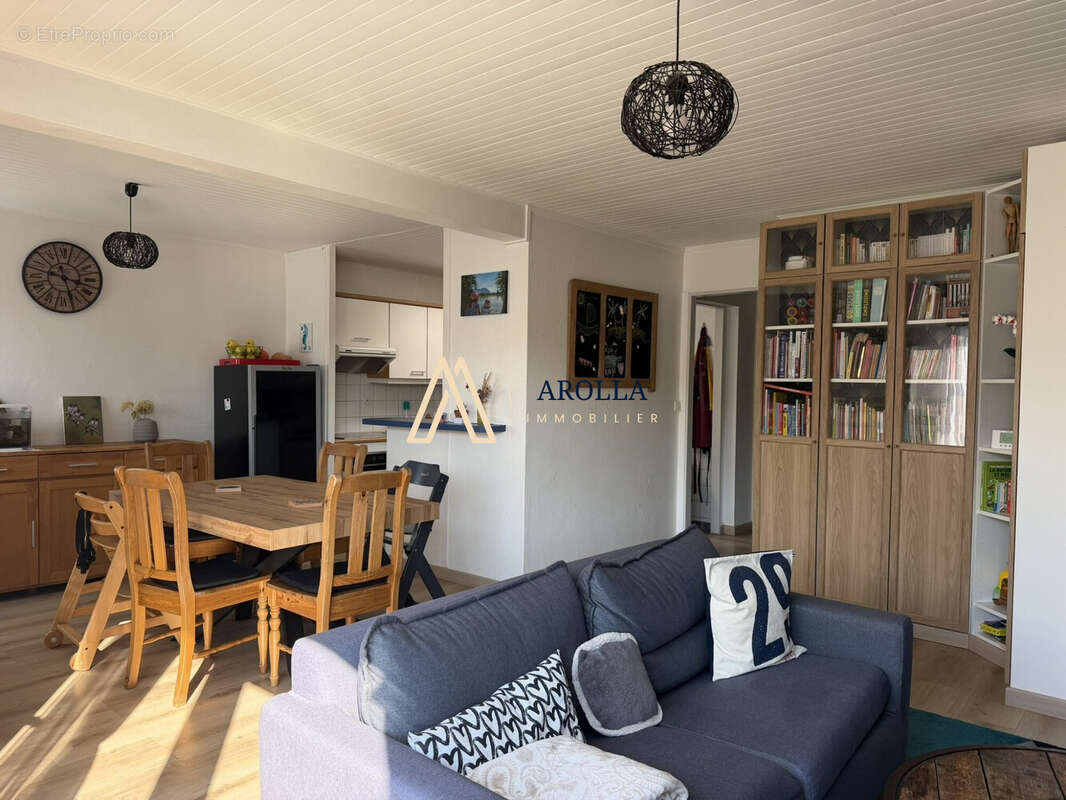 Appartement à BASSENS