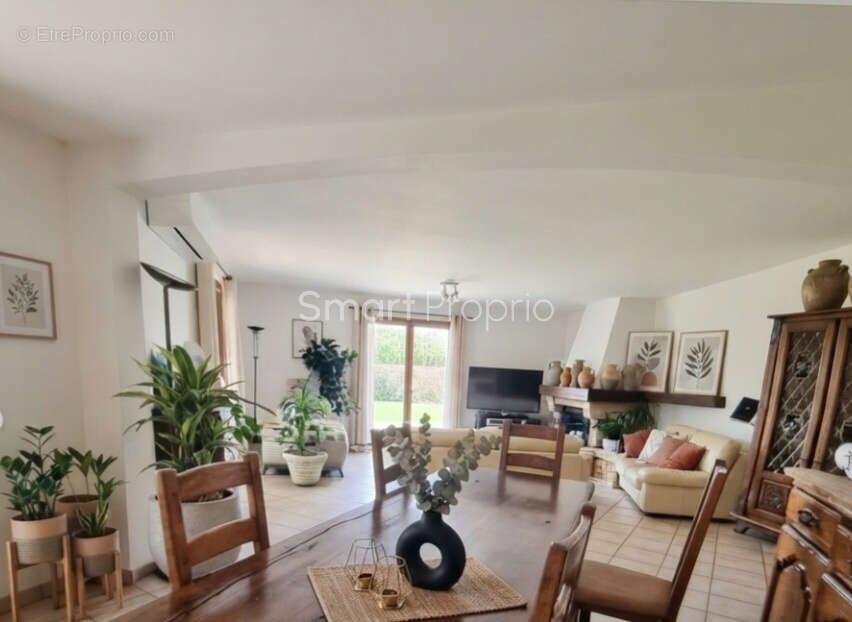 170 m2 de confort sur 1800 m2 de terrain — Saint-Cézaire - photo 2